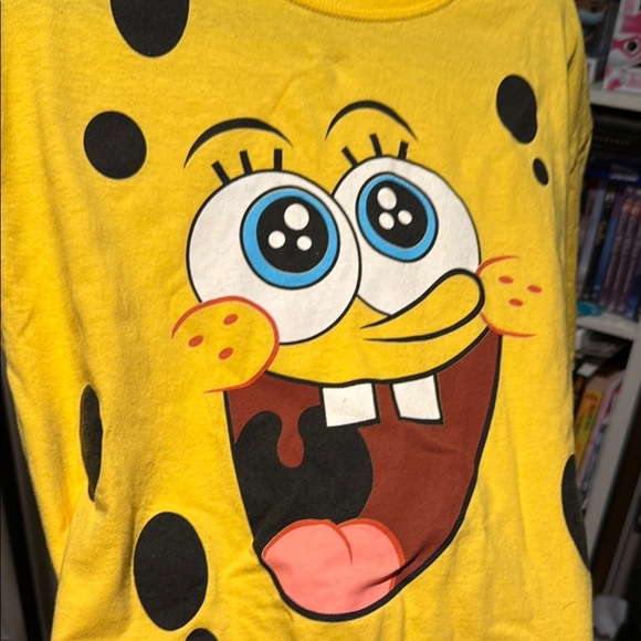 Nickelodeon Yellow and Black SpongeBob Tee in guc Sz.L - Picture 7 of 9